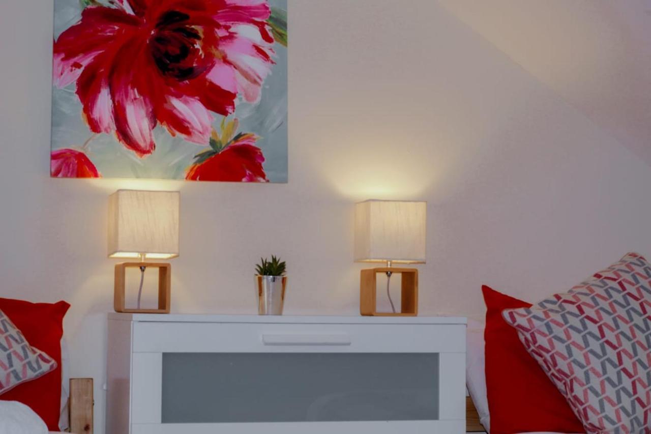 Bellaliving 2 Bedroom Apartment - Luton Лутон Экстерьер фото